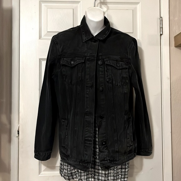 Black Denim Jean Distressed Trucker Jacket Sz L - Picture 2 of 8